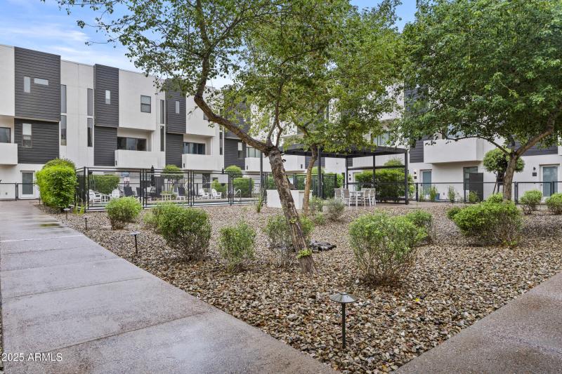 325 E Coronado - 31_dsc00683