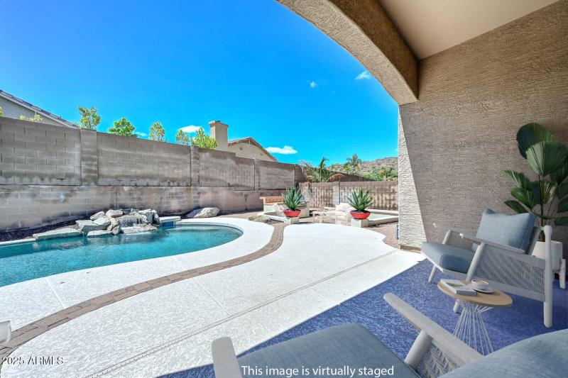 Covered Patio-Backyard S