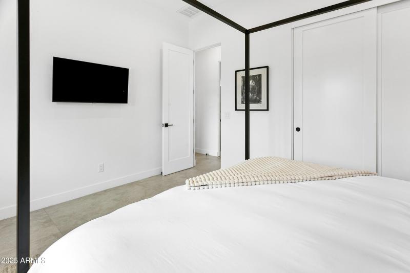 4d48866b-a16a-4166-848b-0e8d12927f39