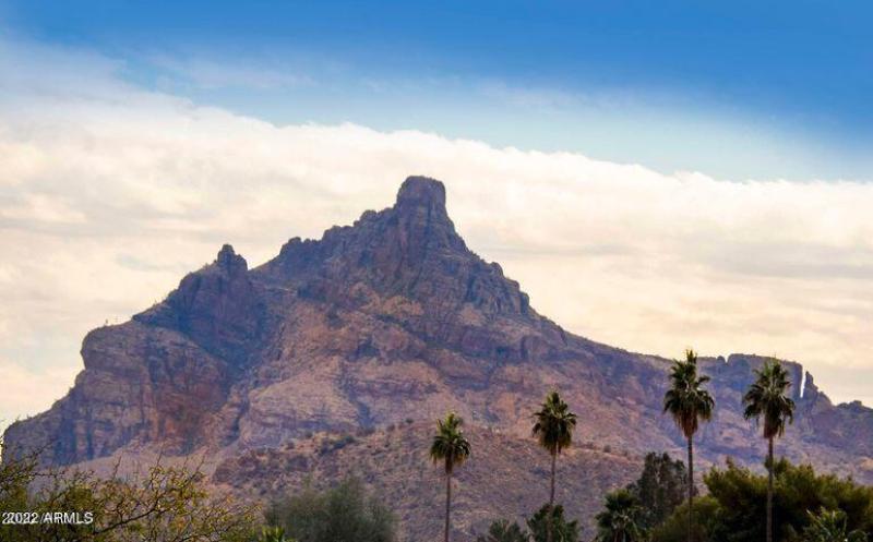 Red Mt closeup from balcony
