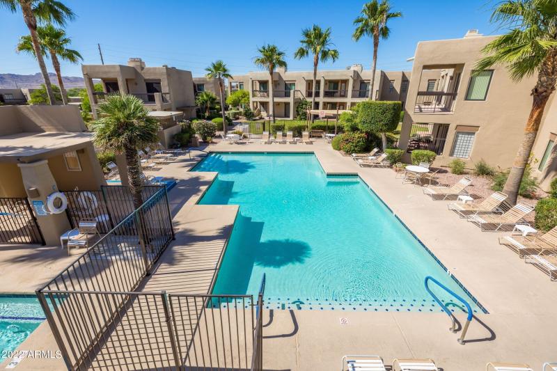 community pool & spa