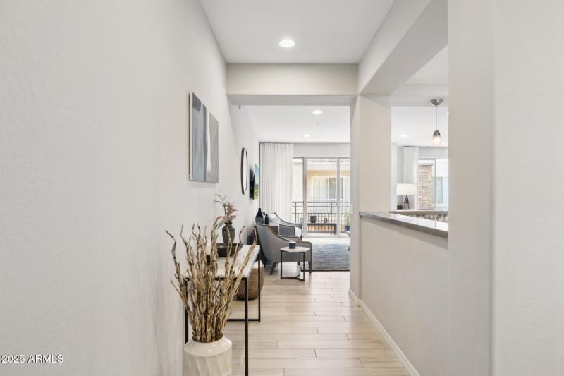 1-web-or-mls-17850-n-68th-st-2138