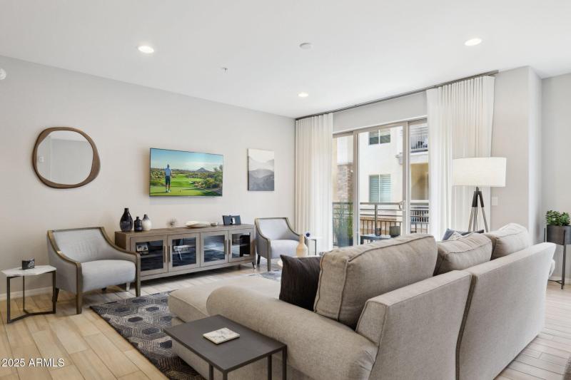 3-web-or-mls-17850-n-68th-st-2138