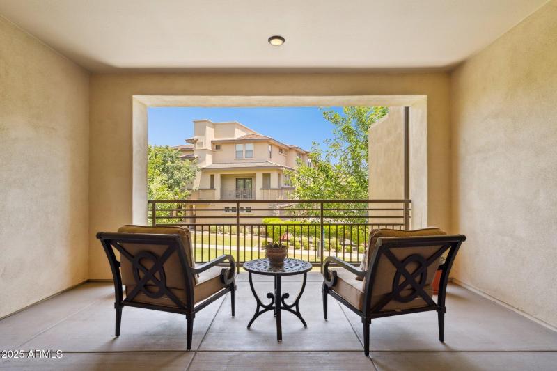 28-web-or-mls-17850-n-68th-st-2138