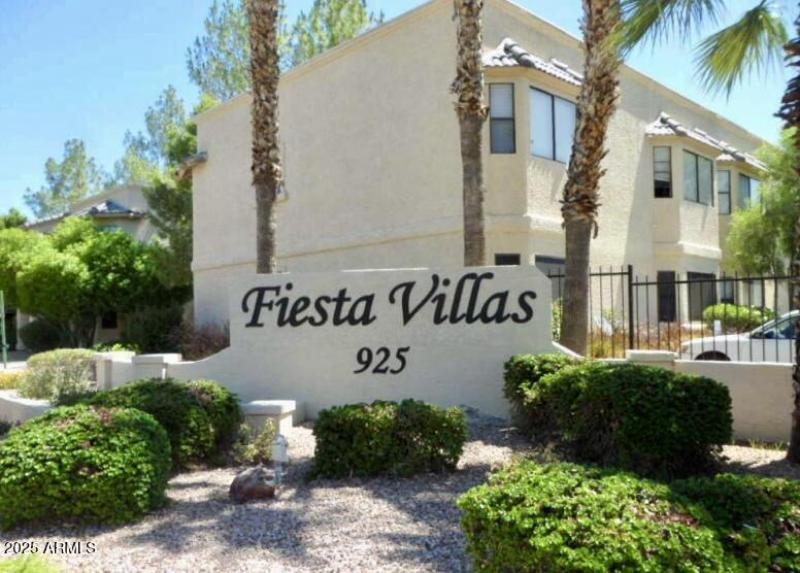 Fiesta Villas Entrance