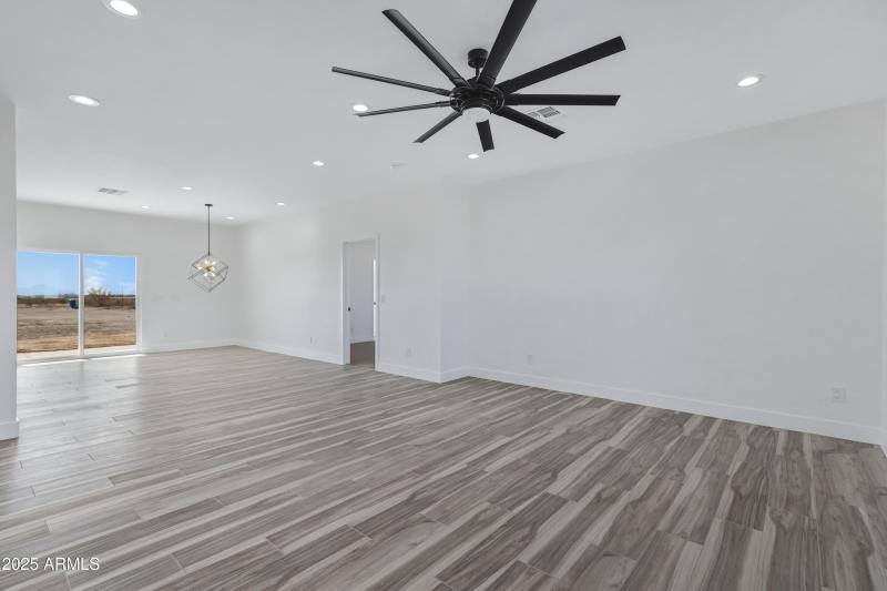 36257 W Highland Avenue