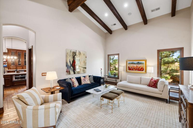 42-Formal Dining Room (2)