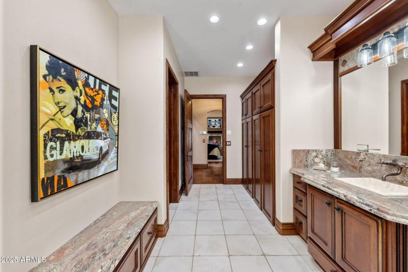 69-Primary Bathroom (2)