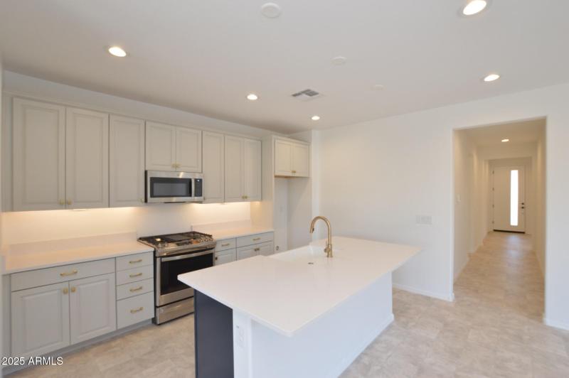 7) 53211-67a57cbe658b4