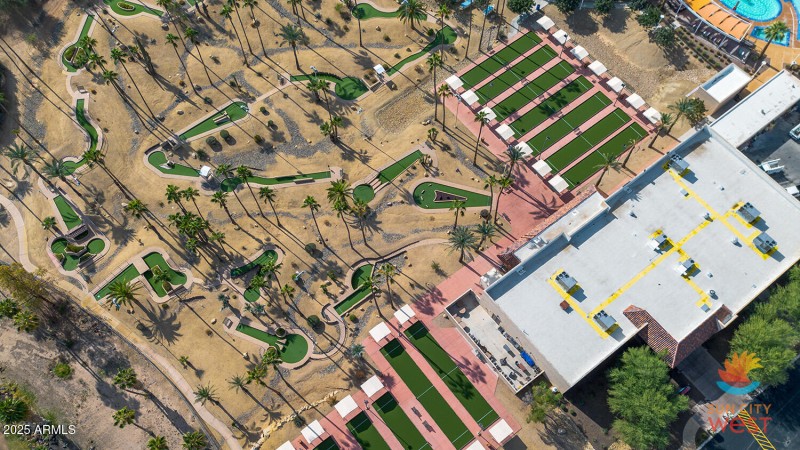 Bocce-and-Mini-Golf