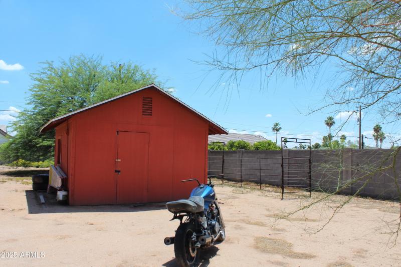 E8CFF8E9-86FE-4A29-BA72-363342E796AC