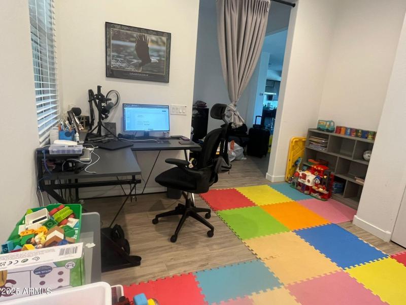 WhatsApp Image 2025-06-05 at 10.42.58 (1