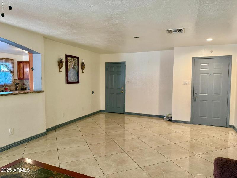 PHOTO-2025-06-05-00-53-42 6