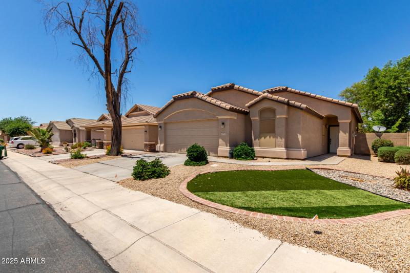 03 - Desert Fairways