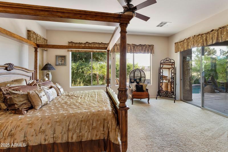 4548 E-020-042-dlb-MLS_Size