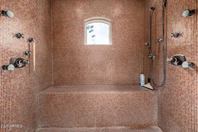 Multiple shower heads