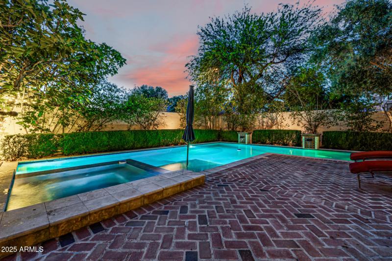 Brick pavered pool deck
