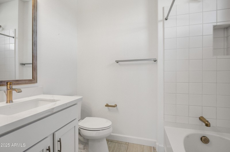 021_Bedroom 2 Bathroom