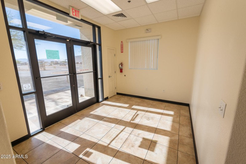 4655 N Commerce Dr # A 06-06-2025 (7)