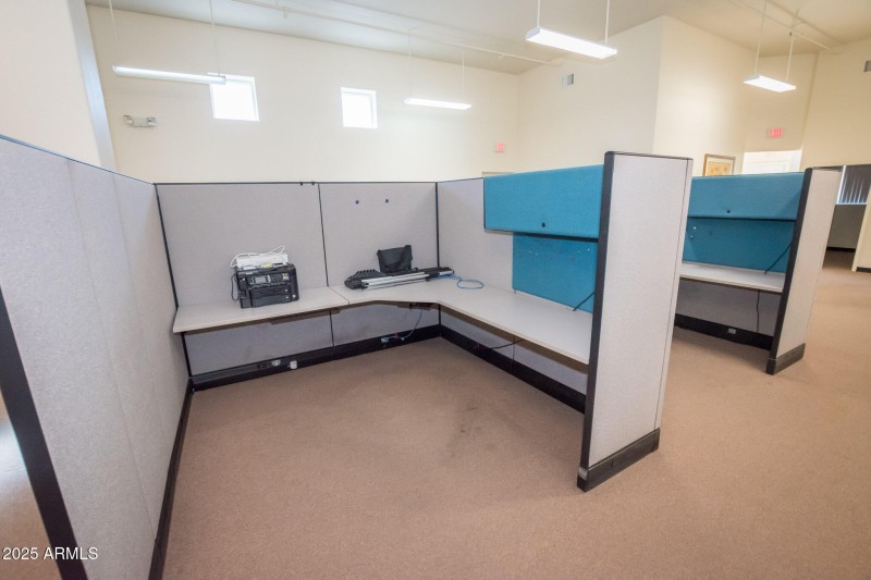 4655 N Commerce Dr # A 06-06-2025 (12)