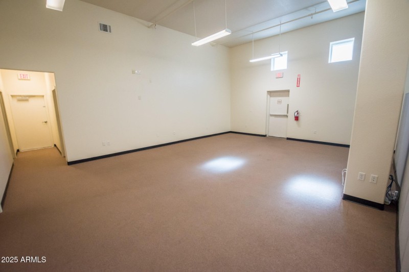 4655 N Commerce Dr # A 06-06-2025 (13)