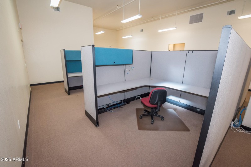 4655 N Commerce Dr # A 06-06-2025 (14)