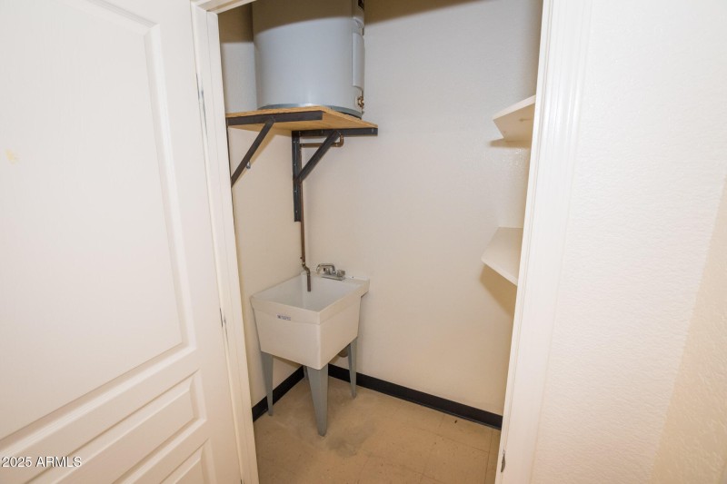 4655 N Commerce Dr # A 06-06-2025 (26)