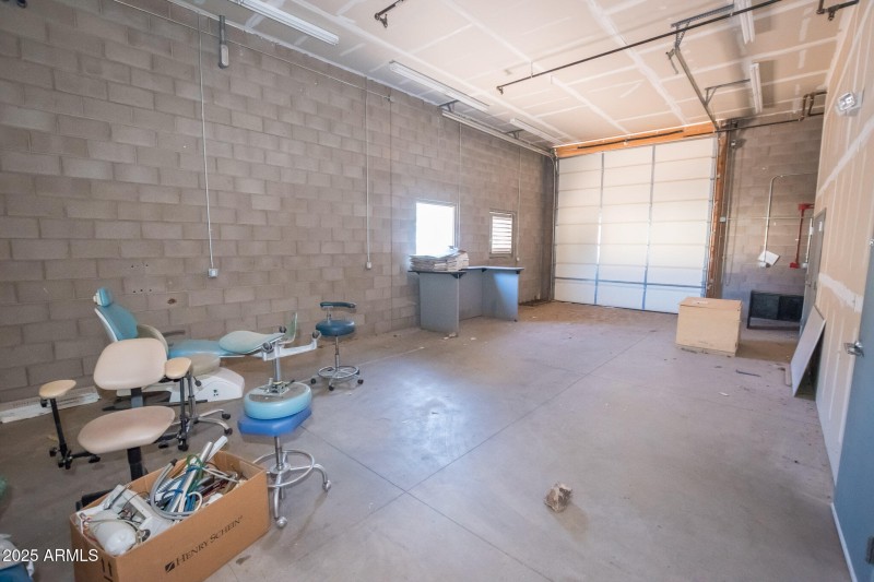 4655 N Commerce Dr # A 06-06-2025 (36)