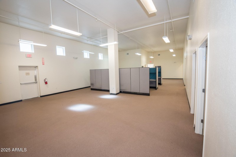 4655 N Commerce Dr # A 06-06-2025 (38)