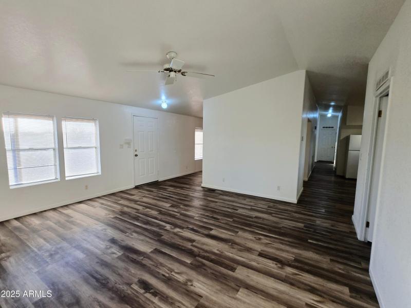 20250605_191123-VSCO