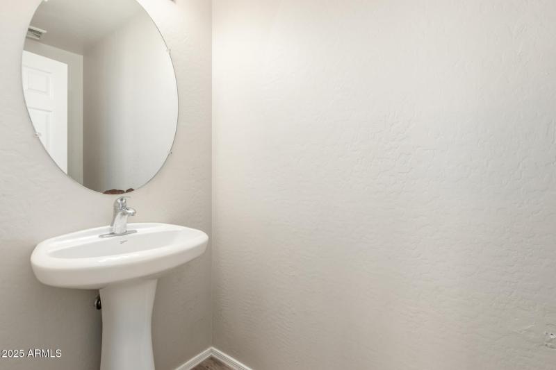 13 - Santa Cruz 3049