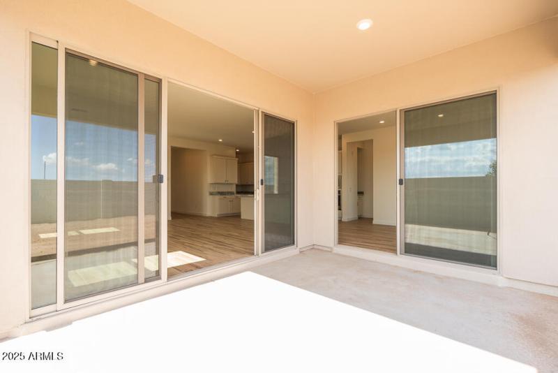 Tri Pointe Soleo 335 - Covered Outdoor L