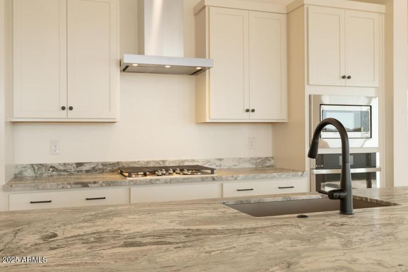 Tri Pointe Soleo 335 - Kitchen-3MLS