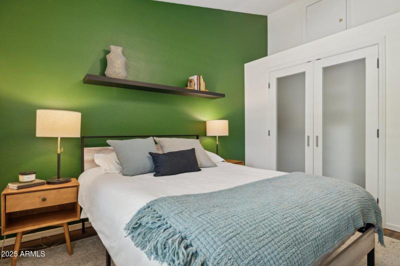 31-web-or-mls-28814-n-45th-st