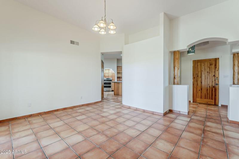 18-web-or-mls-Linda-18