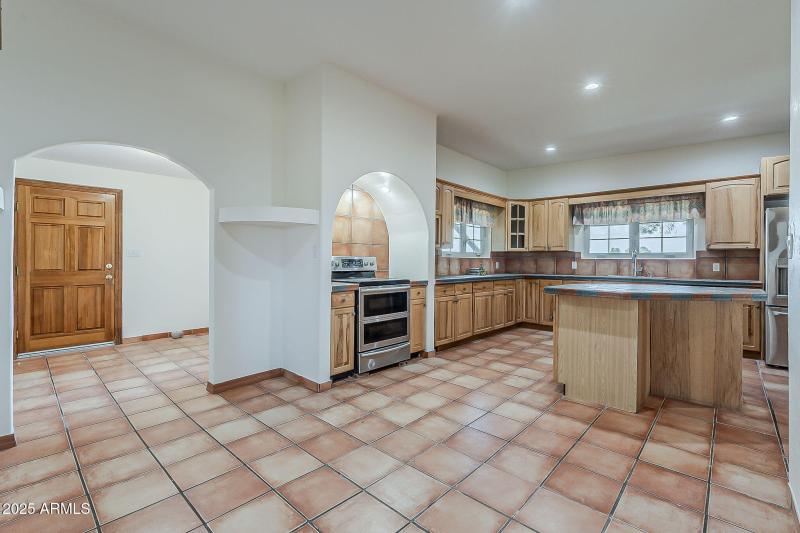 31-web-or-mls-Linda-31