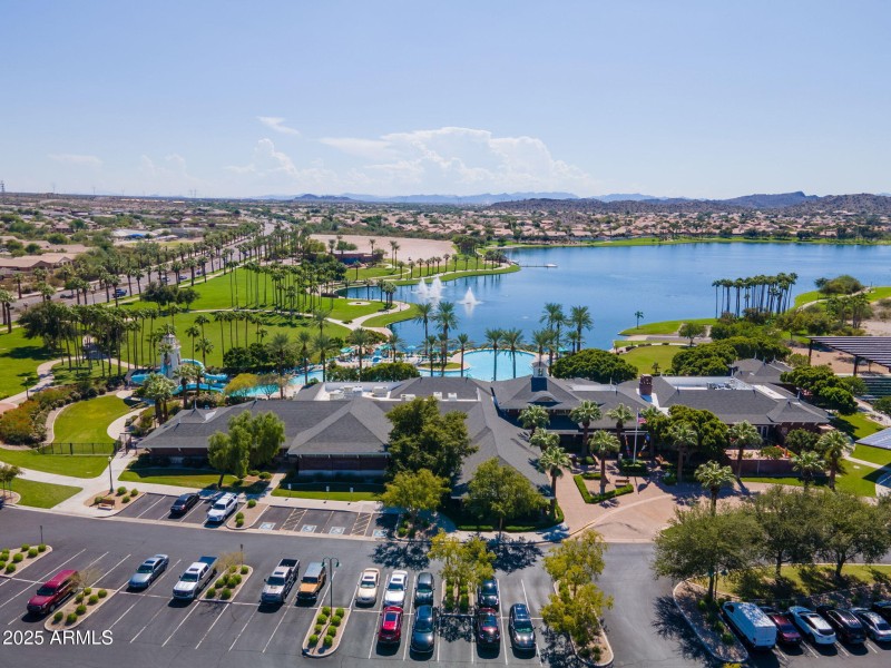 18-web-or-mls-8650 S San Filipe Dr-18