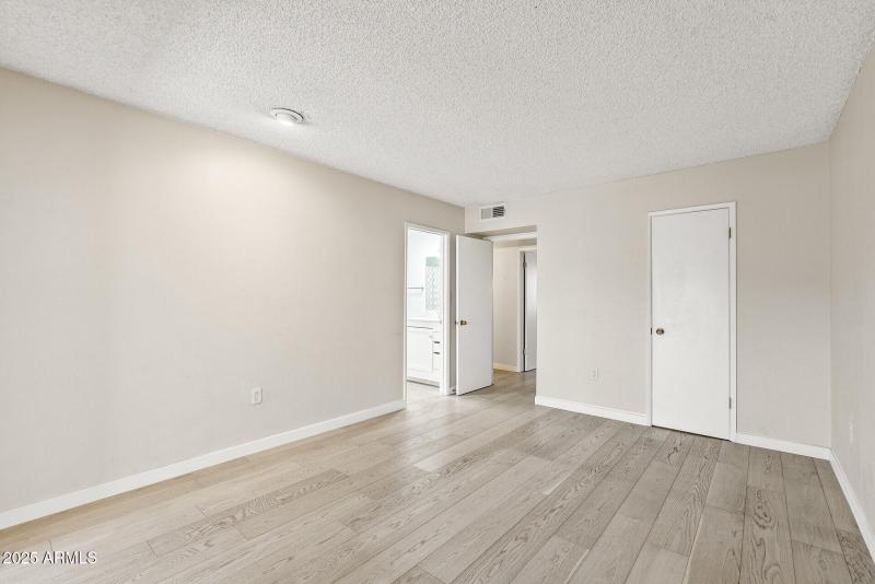 27_13671_N_111th_Ave27_mls