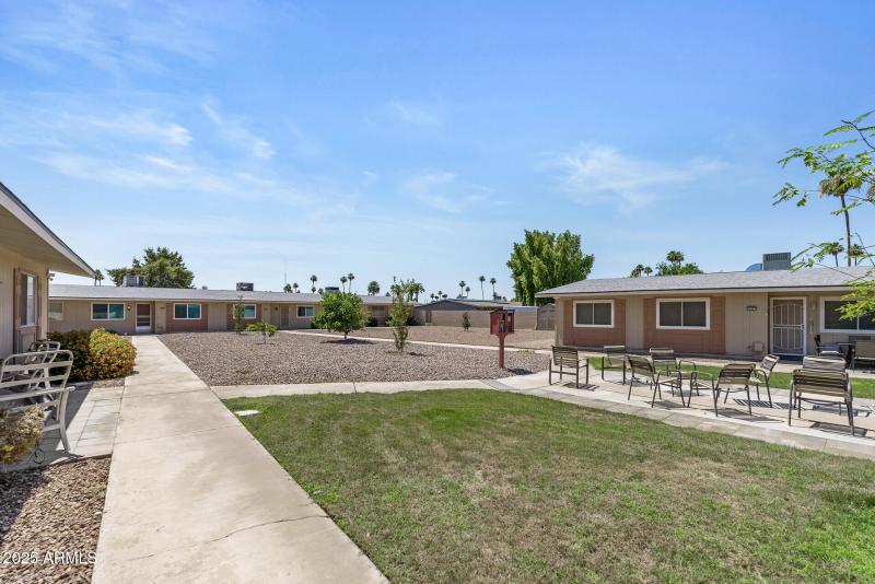 45_13671_N_111th_Ave45_mls