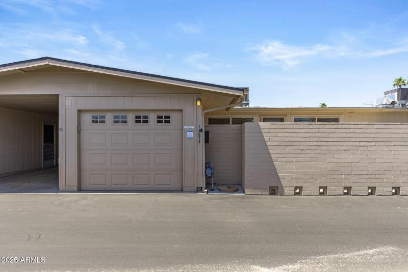 49_13671_N_111th_Ave49_mls