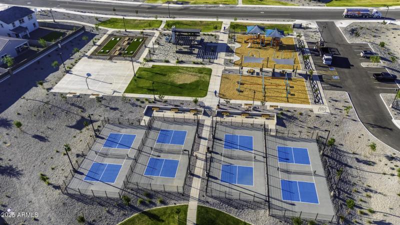 37390 W Merced St -32