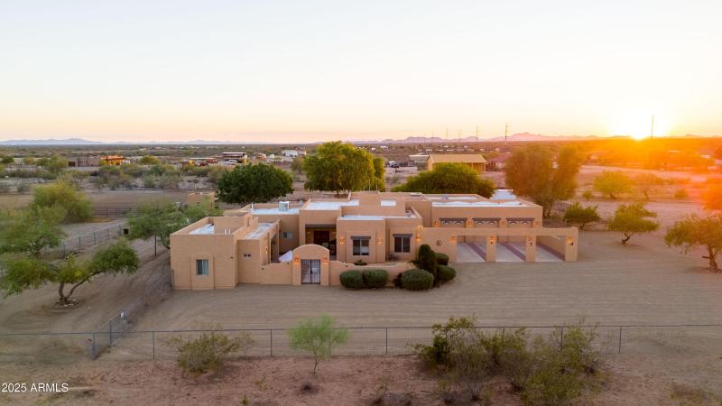 35916 N 213th Dr 00011