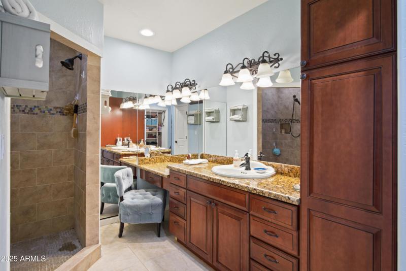 Primary Suite en suite