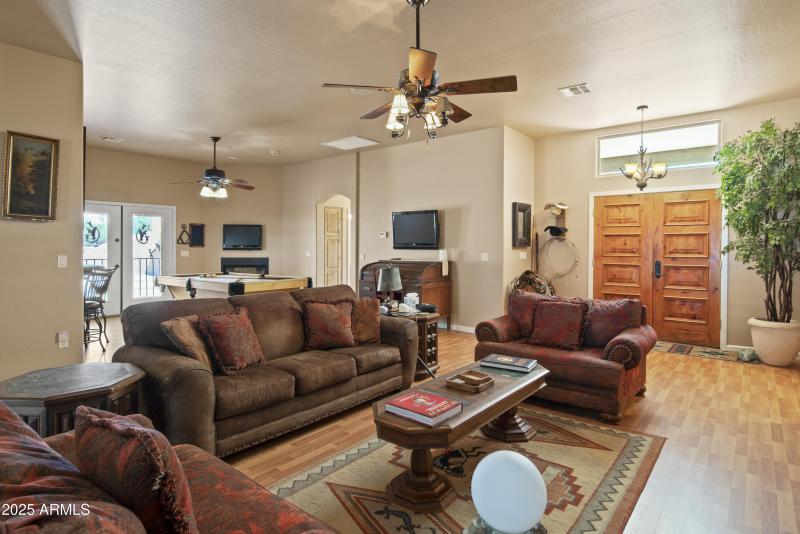 35916 N 213th Dr 00025