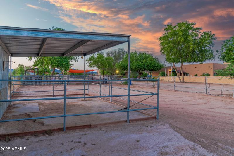 35916 N 213th Dr 00066