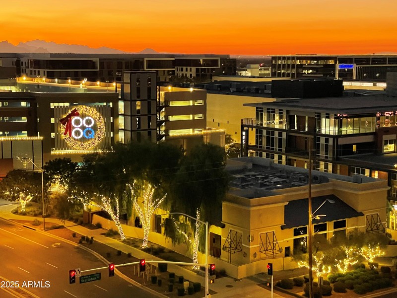 Sunset Kierland Commons