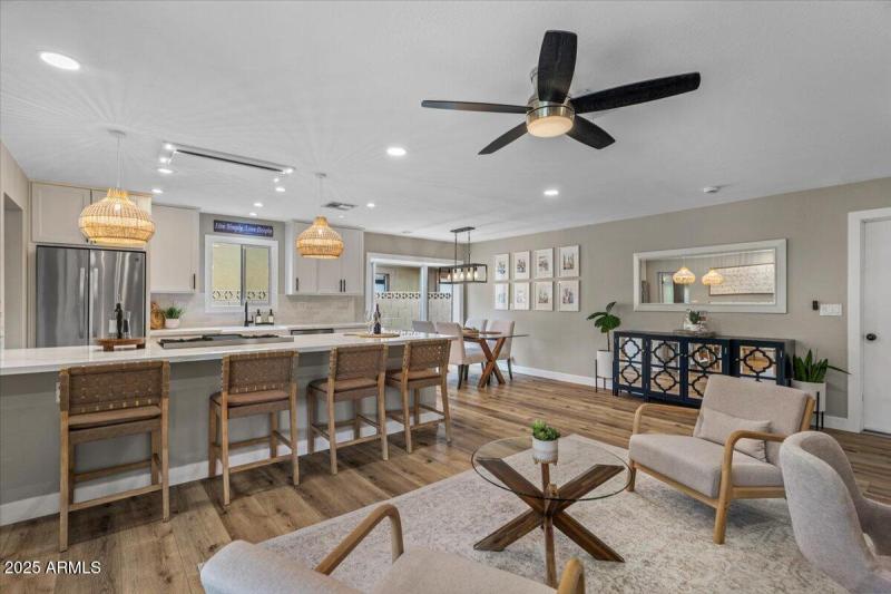 20-Family Room and Kitchen