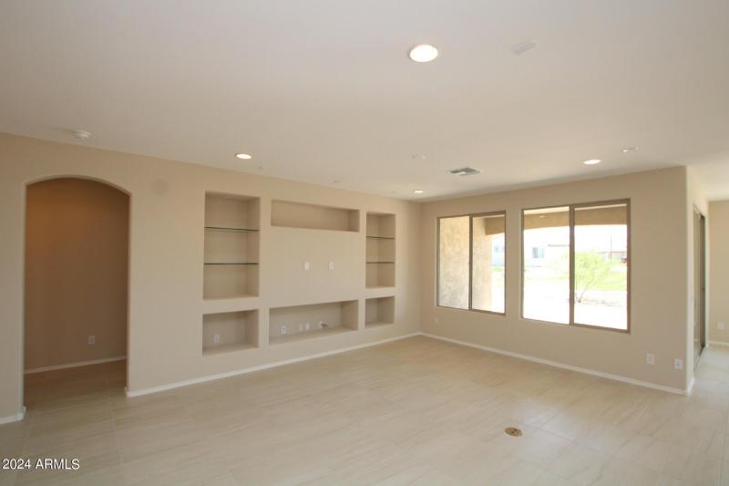 9cf7617f-7e50-4b85-bfd2-f45831ef4c4f