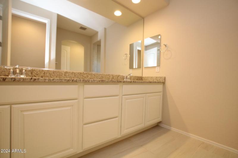 0a149512-5f82-4f4c-9357-242c4810ec8f