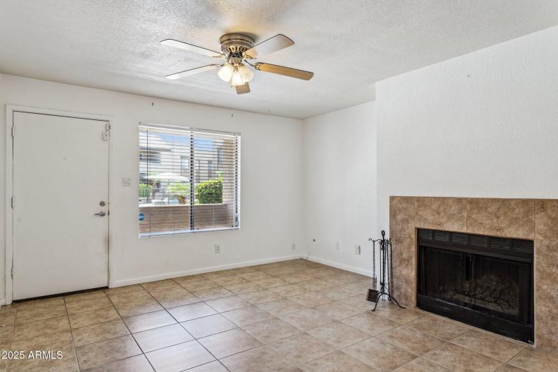 6-web-or-mls-5995-n-78th-st-1043